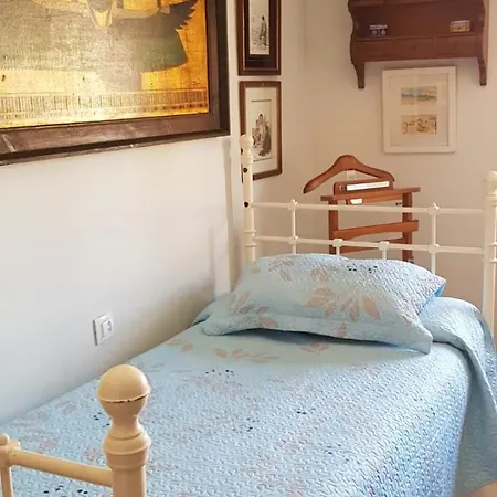 Atico En Cimadevilla Mirando Al Mar Апартаменты *