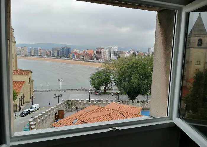 Atico En Cimadevilla Mirando Al Mar Apartment *