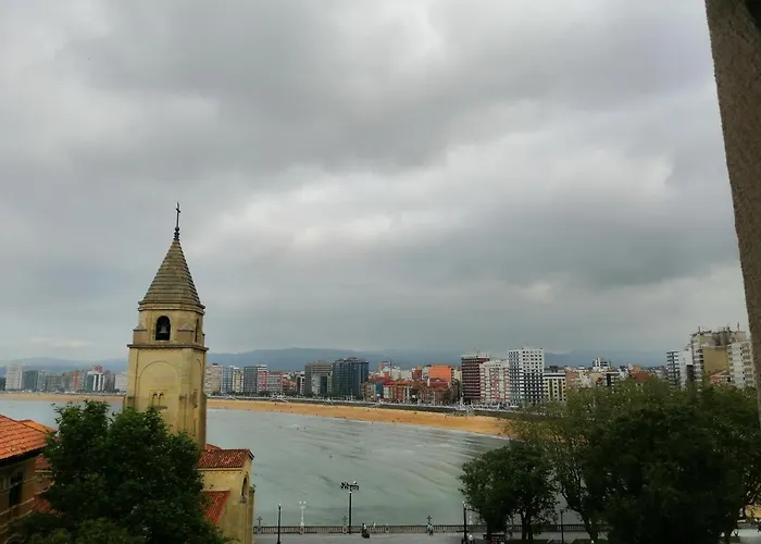 Apartament Atico En Cimadevilla Mirando Al Mar